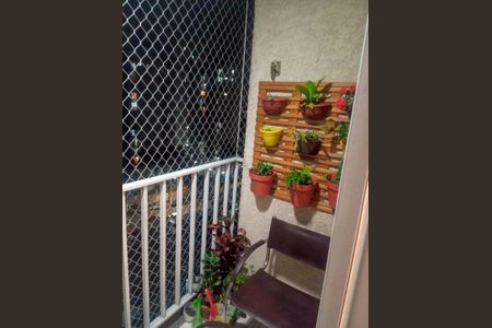 Apartamento à venda com 3 quartos, 59m² em Taboão, São Paulo