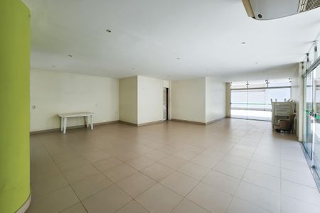 Apartamento à venda com 105m², 3 quartos e 1 vagaÁrea comum - Salão de festas