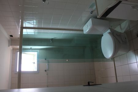 Apartamento para alugar com 69m², 3 quartos e sem vagaBanheiro