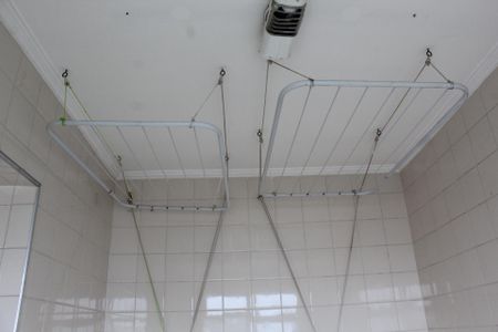 Apartamento para alugar com 69m², 3 quartos e sem vagaCozinha e Área de Serviço