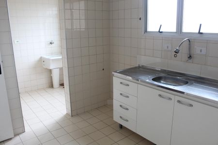 Apartamento para alugar com 69m², 3 quartos e sem vagaCozinha