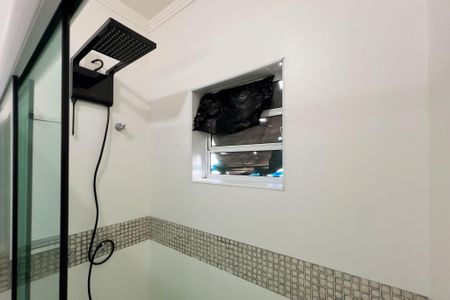Banheiro de casa de condomínio para alugar com 3 quartos, 140m² em Jardim Santana, Valinhos