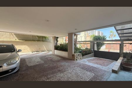 Apartamento para alugar com 120m², 2 quartos e 1 vaga Apartamento para alugar com 120m², 2 quartos e 1 vagaGaragem