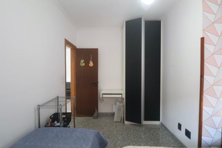Apartamento para alugar com 120m², 2 quartos e 1 vaga Apartamento para alugar com 120m², 2 quartos e 1 vagaQuarto