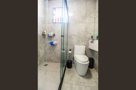Casa à venda com 191m², 3 quartos e 1 vagaBanheiro 2