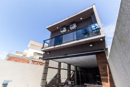 Casa à venda com 191m², 3 quartos e 1 vagaFachada