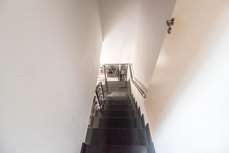 Casa à venda com 191m², 3 quartos e 1 vagaEscada