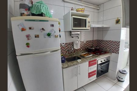 Apartamento à venda com 48m², 2 quartos e 1 vaga Apartamento à venda com 48m², 2 quartos e 1 vagaCozinha