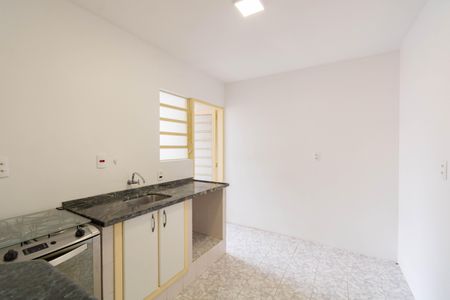 Apartamento para alugar com 63m², 2 quartos e sem vaga