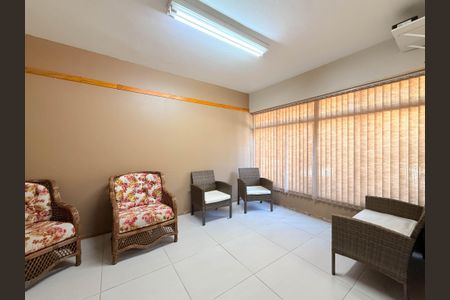 Apartamento para alugar com 69m², 2 quartos e 1 vagaÁrea comum - Salão de festas