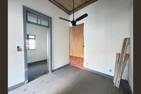 Sala de casa para alugar com 2 quartos, 180m² em Encantado, Rio de Janeiro