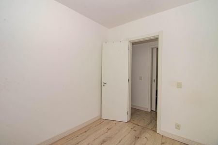 Quarto de apartamento para alugar com 2 quartos, 56m² em Jardim Sabará, Porto Alegre