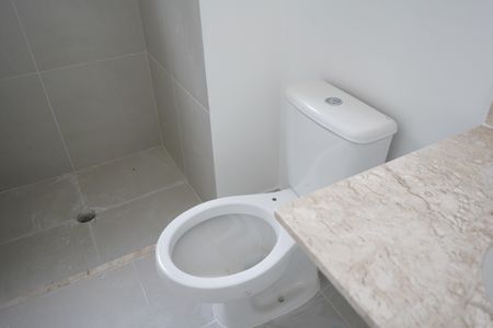 Apartamento à venda com 75m², 2 quartos e 1 vagaBanheiro da Suíte