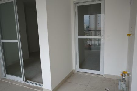 Apartamento à venda com 75m², 2 quartos e 1 vagaÁrea de Serviço