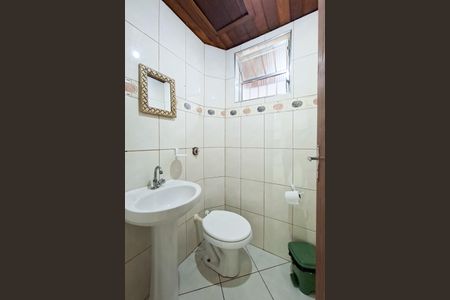 Lavabo  de casa para alugar com 2 quartos, 77m² em Nova Mirim, Praia Grande