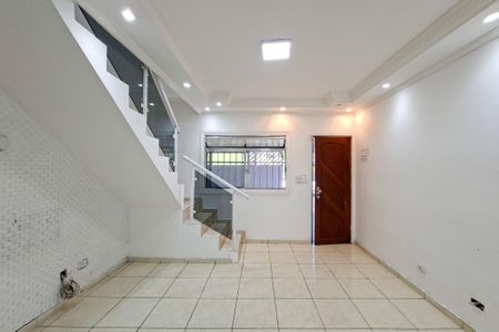 Sala de casa para alugar com 2 quartos, 77m² em Nova Mirim, Praia Grande
