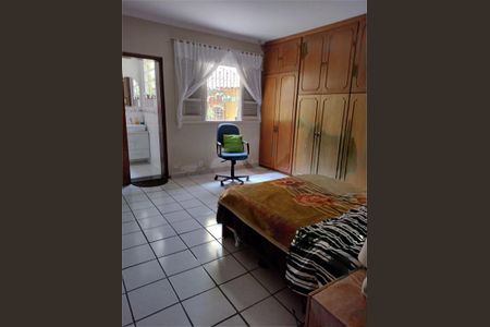 Casa à venda com 120m², 4 quartos e 4 vagas