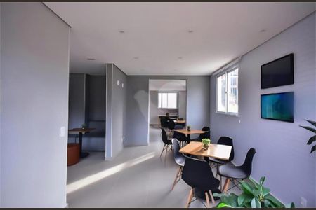 Apartamento à venda com 2 quartos, 42m² em Jardim Maria Duarte, São Paulo