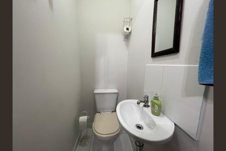 Casa à venda com 280m², 6 quartos e 3 vagasBanheiro 3