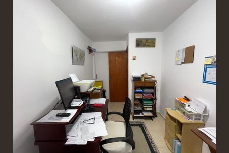 Casa à venda com 280m², 6 quartos e 3 vagasQuarto 4