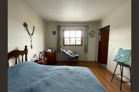 Casa à venda com 280m², 6 quartos e 3 vagasQuarto 1