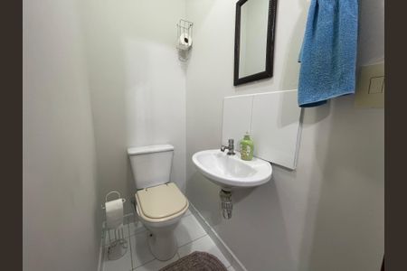 Casa à venda com 280m², 6 quartos e 3 vagasBanheiro 3