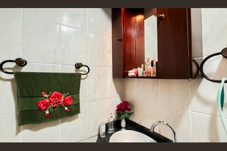 Apartamento à venda com 48m², 2 quartos e 1 vaga Apartamento à venda com 48m², 2 quartos e 1 vagaBanheiro