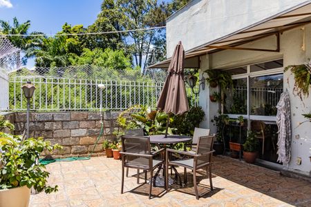 Apartamento à venda com 265m², 3 quartos e 2 vagasCobertura