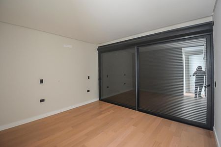 Casa de condomínio à venda com 680m², 4 quartos e 6 vagasQuarto Suíte