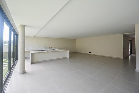 Casa de condomínio à venda com 680m², 4 quartos e 6 vagasSalão de festas