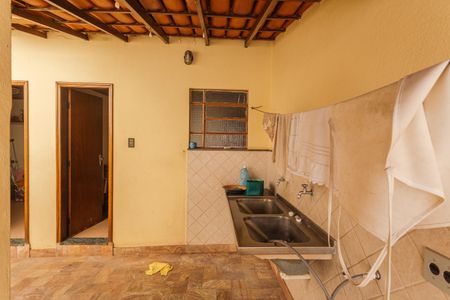 Casa à venda com 360m², 5 quartos e 5 vagasÁrea de Serviço