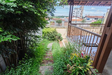 Casa à venda com 360m², 5 quartos e 5 vagasEntrada