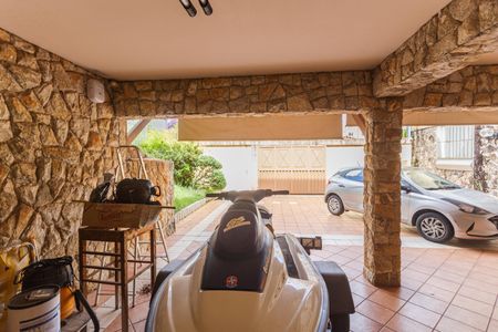 Casa à venda com 360m², 5 quartos e 5 vagasGaragem