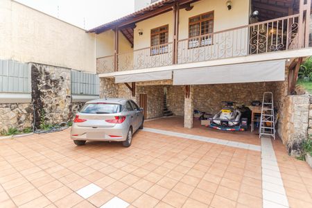 Casa à venda com 360m², 5 quartos e 5 vagasGaragem
