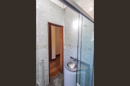 Casa à venda com 360m², 5 quartos e 5 vagasBanheiro da Suíte