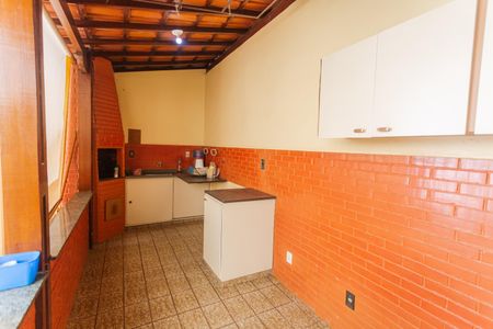 Casa à venda com 360m², 5 quartos e 5 vagasÁrea da Churrasqueira