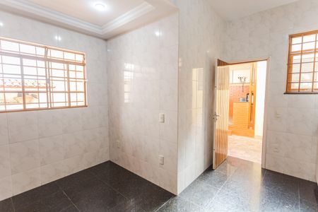Casa à venda com 360m², 5 quartos e 5 vagasCozinha