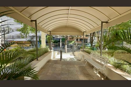 Apartamento à venda com 71m², 3 quartos e 1 vagaEntrada