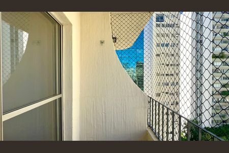 Varanda de apartamento à venda com 3 quartos, 71m² em Pinheiros, São Paulo