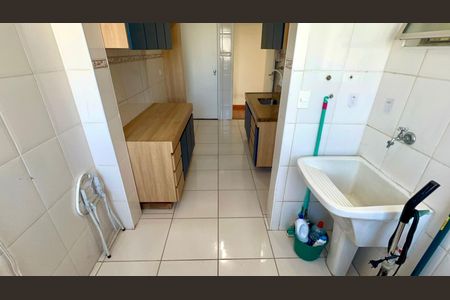 Apartamento à venda com 71m², 3 quartos e 1 vagaÁrea de Serviço