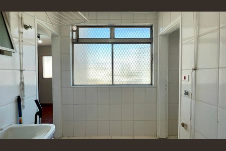 Apartamento à venda com 71m², 3 quartos e 1 vagaÁrea de Serviço