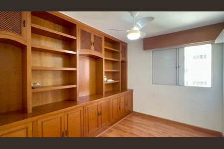 Apartamento à venda com 71m², 3 quartos e 1 vagaQuarto 1