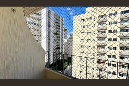 Apartamento à venda com 71m², 3 quartos e 1 vagaVaranda