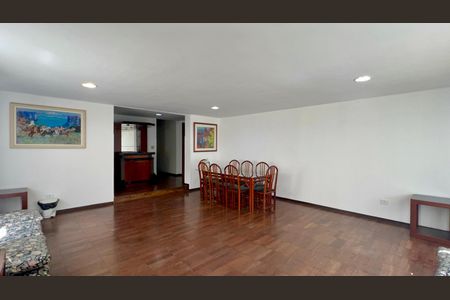 Apartamento à venda com 71m², 3 quartos e 1 vagaSalão de Festas