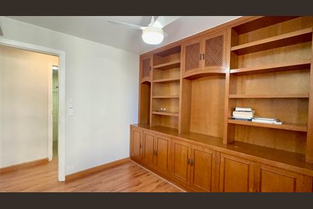 Apartamento à venda com 71m², 3 quartos e 1 vagaQuarto 1