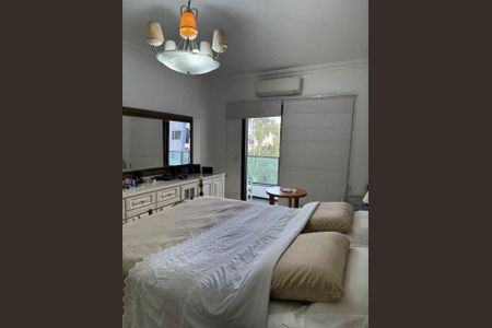 Apartamento à venda com 3 quartos, 242m² em Vila Suzana, São Paulo