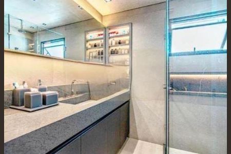 Apartamento à venda com 3 quartos, 266m² em Vila Nova Conceição, São Paulo