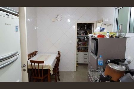 Apartamento à venda com 3 quartos, 185m² em Bela Vista, São Paulo