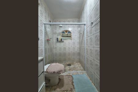 Casa à venda com 112m², 2 quartos e 1 vaga Casa à venda com 112m², 2 quartos e 1 vagaBanheiro