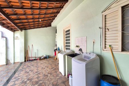 Casa à venda com 112m², 2 quartos e 1 vaga Casa à venda com 112m², 2 quartos e 1 vagaÁrea de Serviço